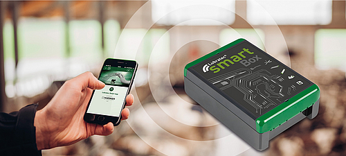 Lubratec Smart: clima saludable en el establo gracias a una red inteligente Lubratec Smart: SmartBox y SmartApp para un clima óptimo y el bienestar de los animales en establos abiertos