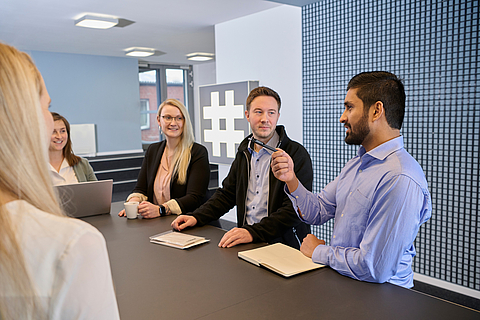 Missiones prosperitatis necessitant personam ardenter dedicatam Las misiones de éxito necesitan personal apasionado